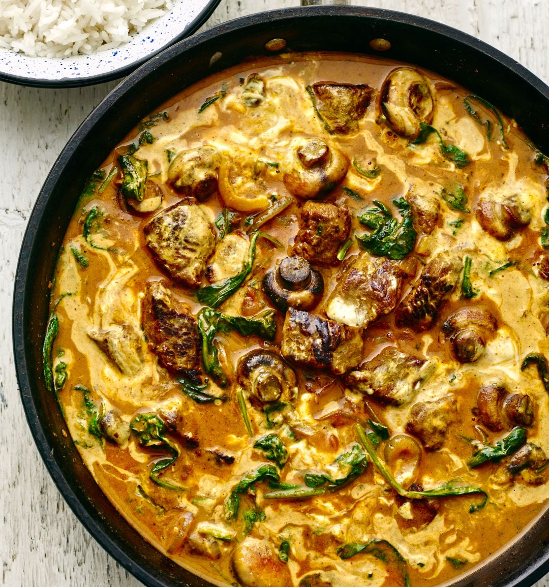 Light lamb, mushroom and spinach korma