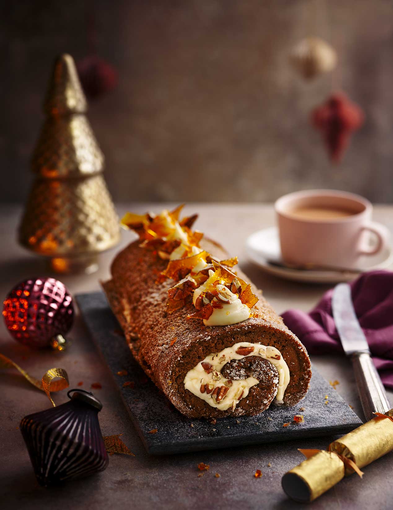 Christmas gingerbread Swiss roll recipe | Sainsbury`s Magazine