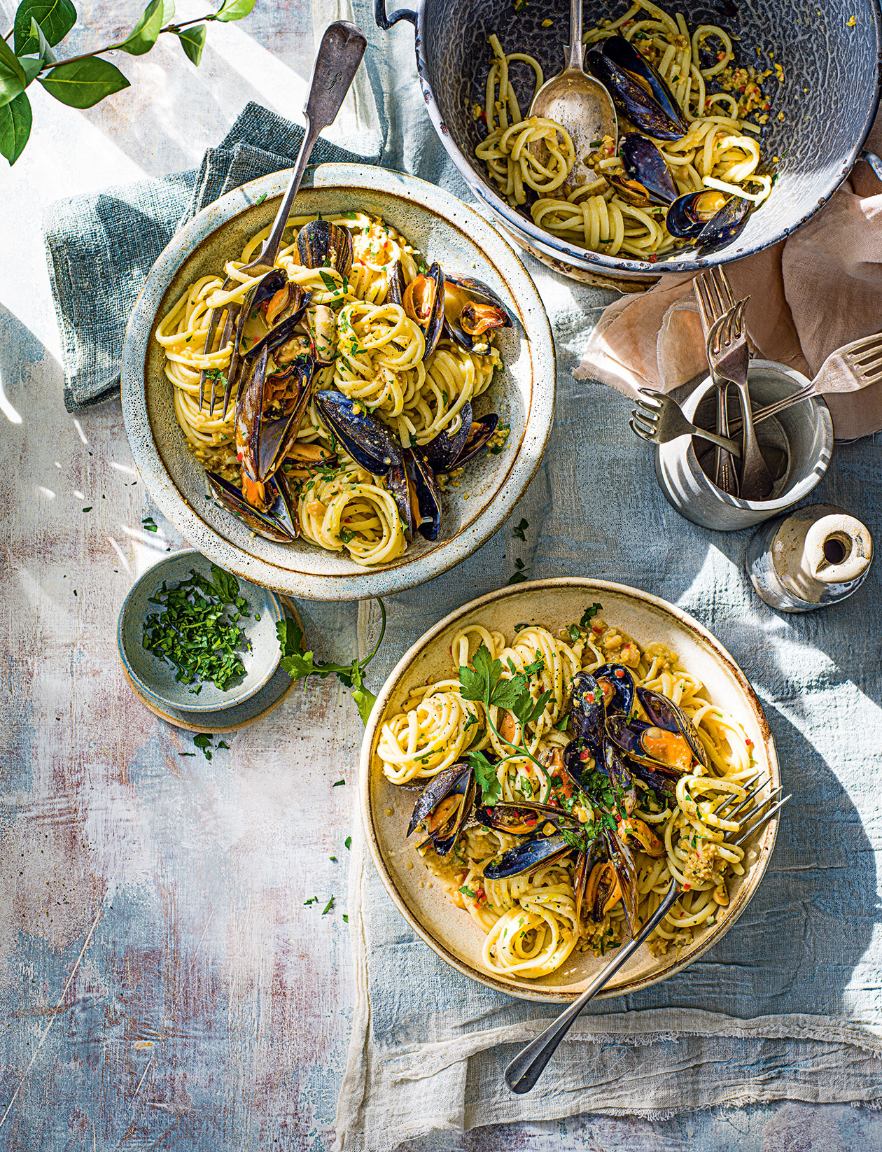 Linguine with mussels and chickpeas recipe Sainsbury`s Magazine