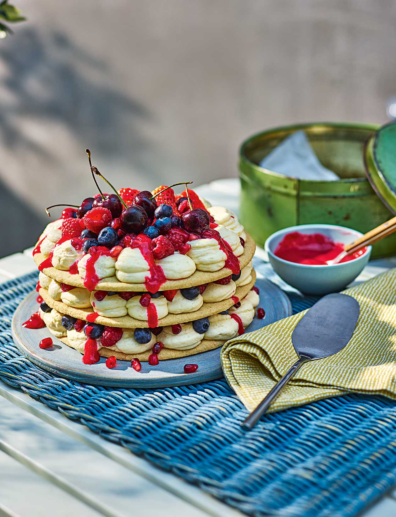 Custard biscuit pudding cake-No oven-No egg-How to make-step by step photos  & video