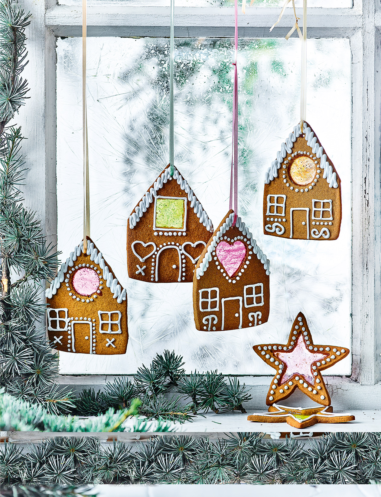 Gingerbread house biscuits recipe | Sainsbury`s Magazine