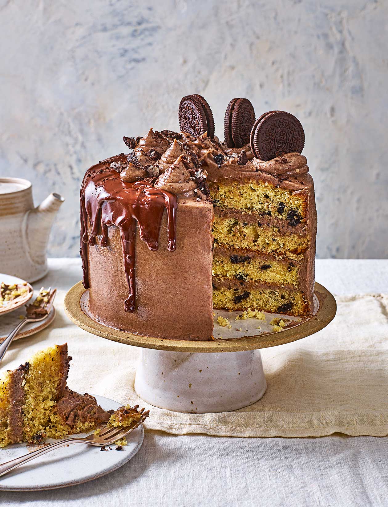 Cookies and cream layer cake recipe | Sainsbury`s Magazine