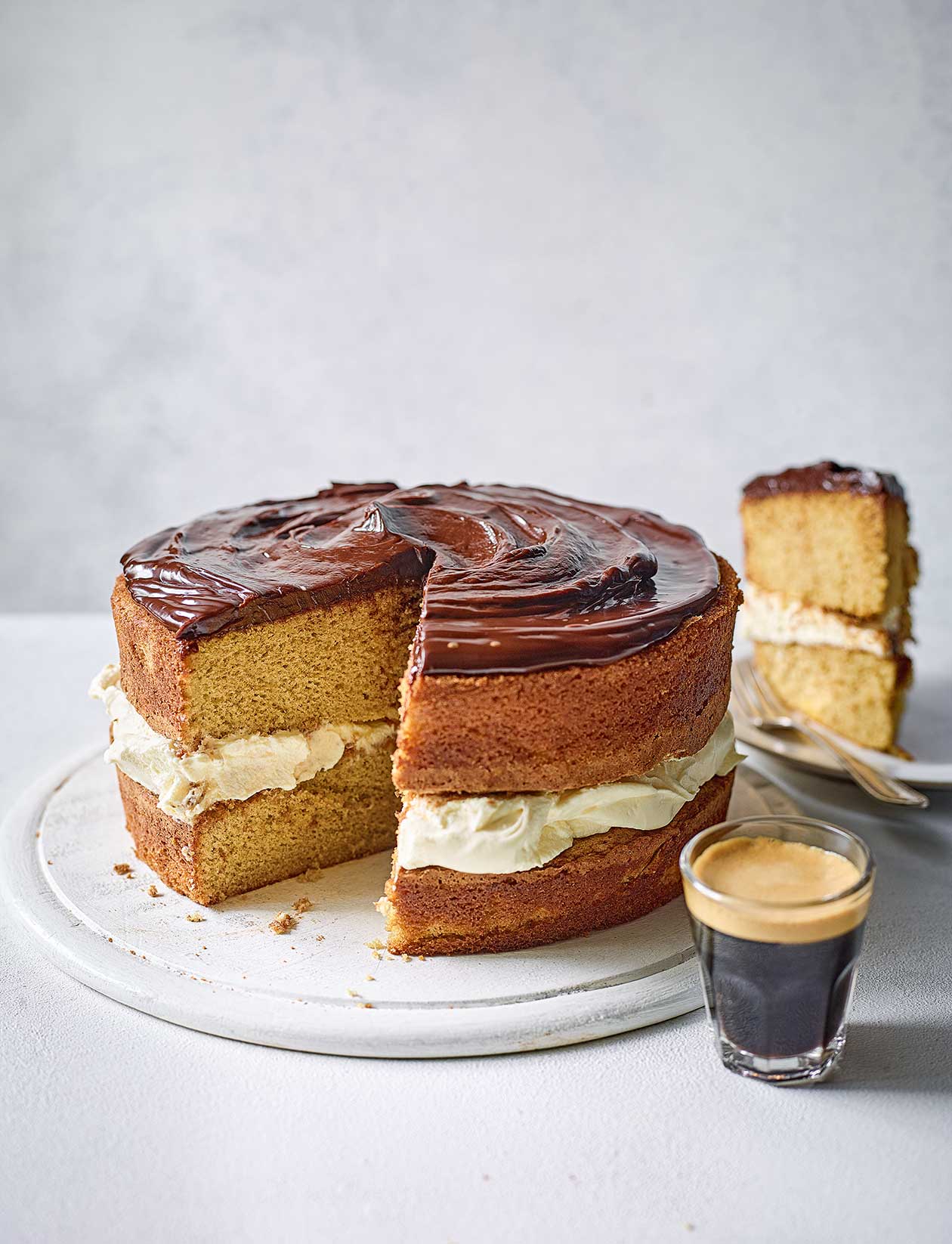 Cappuccino cream cake recipe | Sainsbury`s Magazine