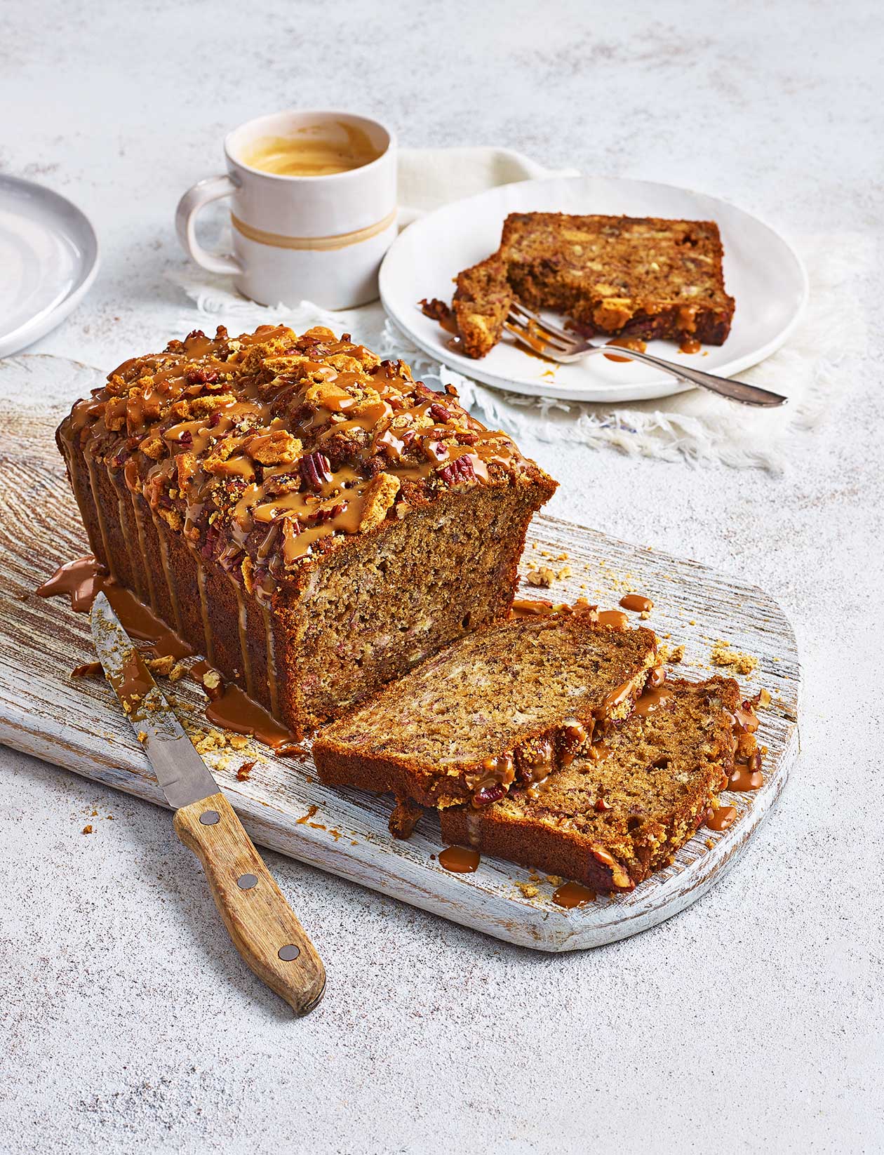 Sticky banoffee crunch cake recipe | Sainsbury`s Magazine