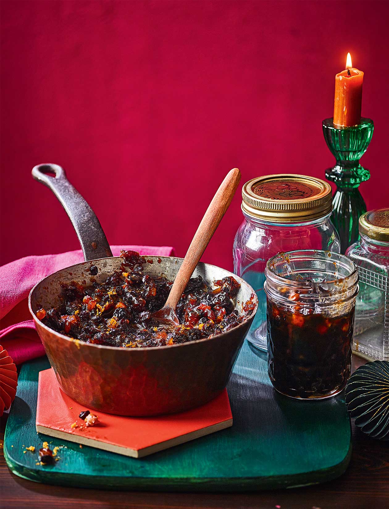 Cranberry and clementine mincemeat recipe | Sainsbury`s Magazine