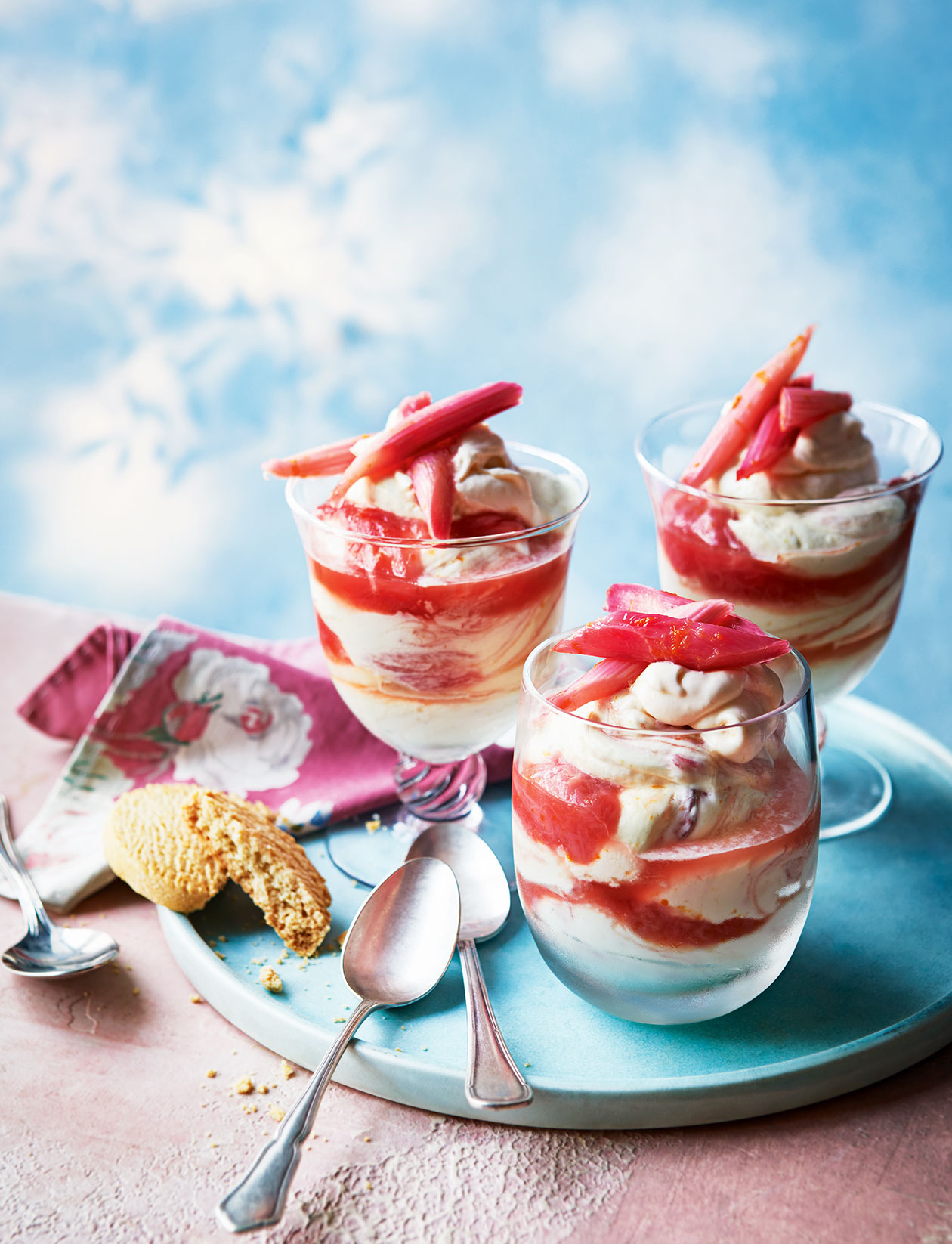 Rhubarb fool recipe | Sainsbury`s Magazine