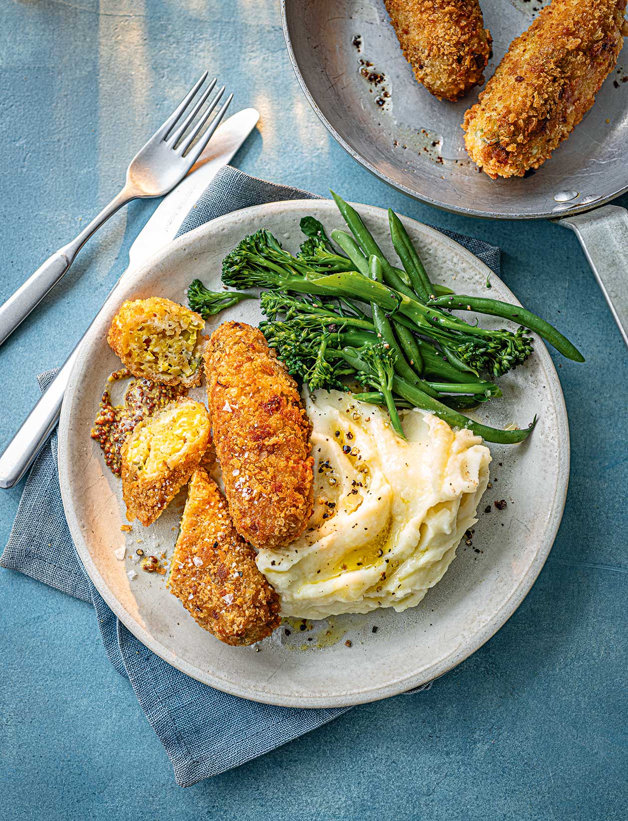 Glamorgan sausages recipe | Sainsbury`s Magazine