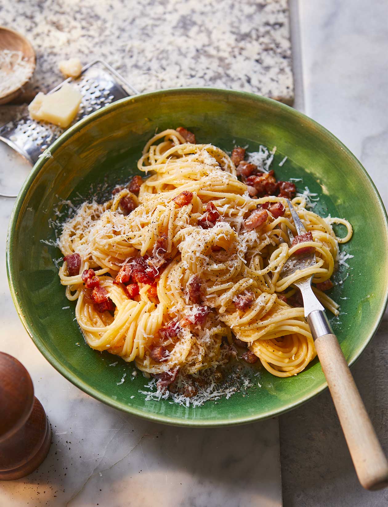 Classic spaghetti carbonara recipe | Sainsbury`s Magazine