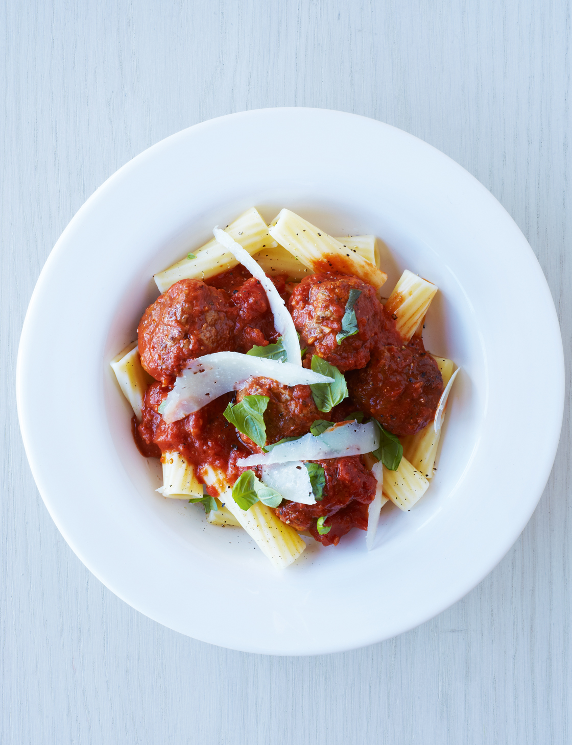 Italian meatballs in tomato sauce | Sainsbury`s Magazine