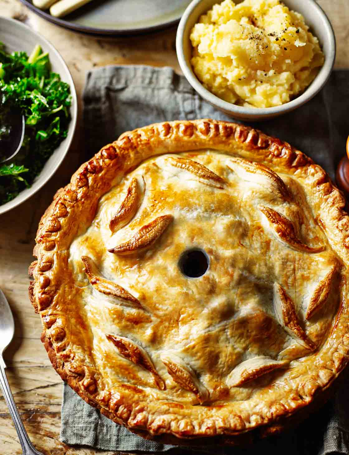 Recipe For Meat And Potato Pie With Suet Crust | Dandk ...