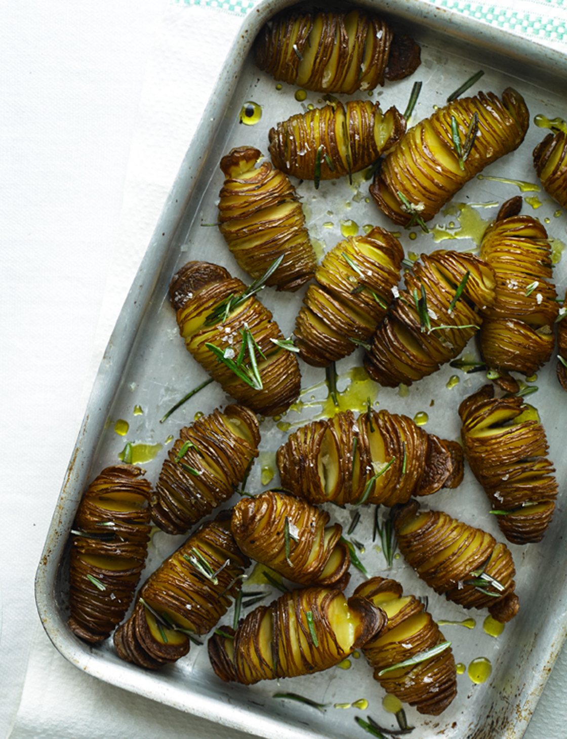 Potatoes hasselback sainsbury Hasselback potatoes | Sainsbury`s Magazine