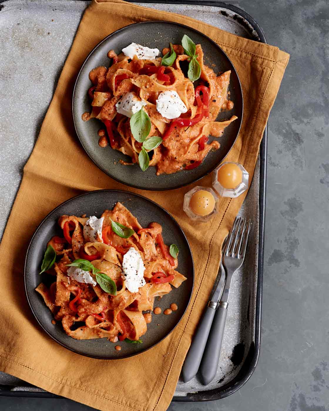 Tomato romesco goats' cheese pasta | Sainsbury`s Magazine