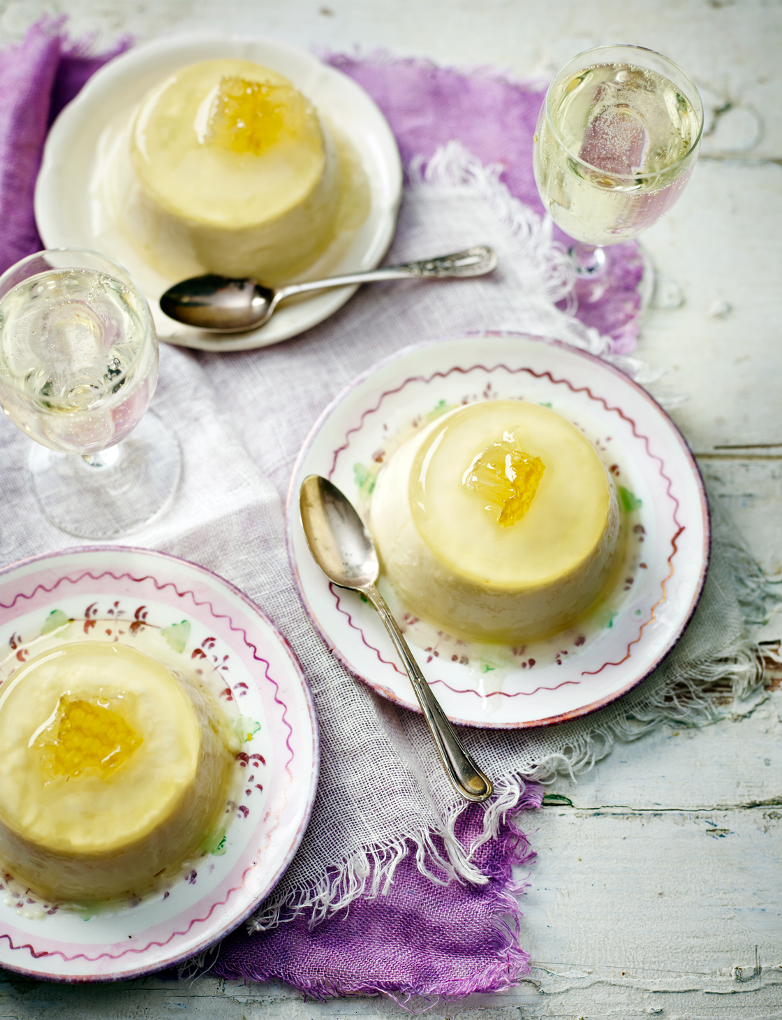 Buttermilk honey panna cotta with sparkling lemon jelly | Sainsbury`s Magazine