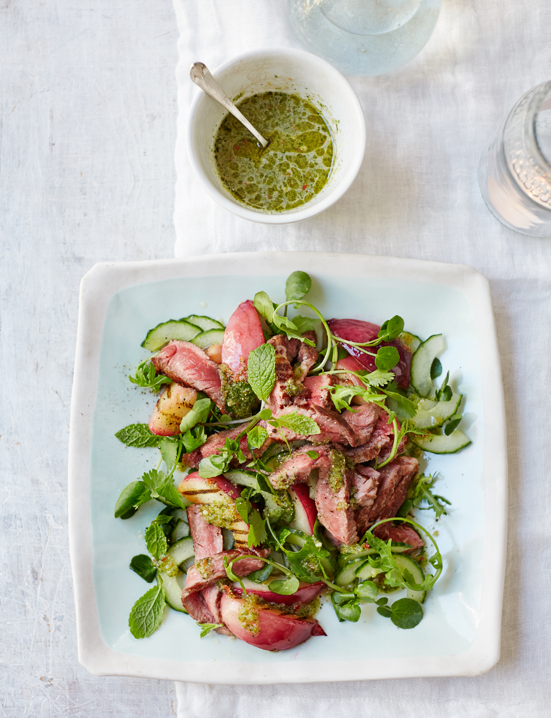 /Warm-beef-nectarine-and-rocket-salad-with-Thai-dressing-1120.jpg