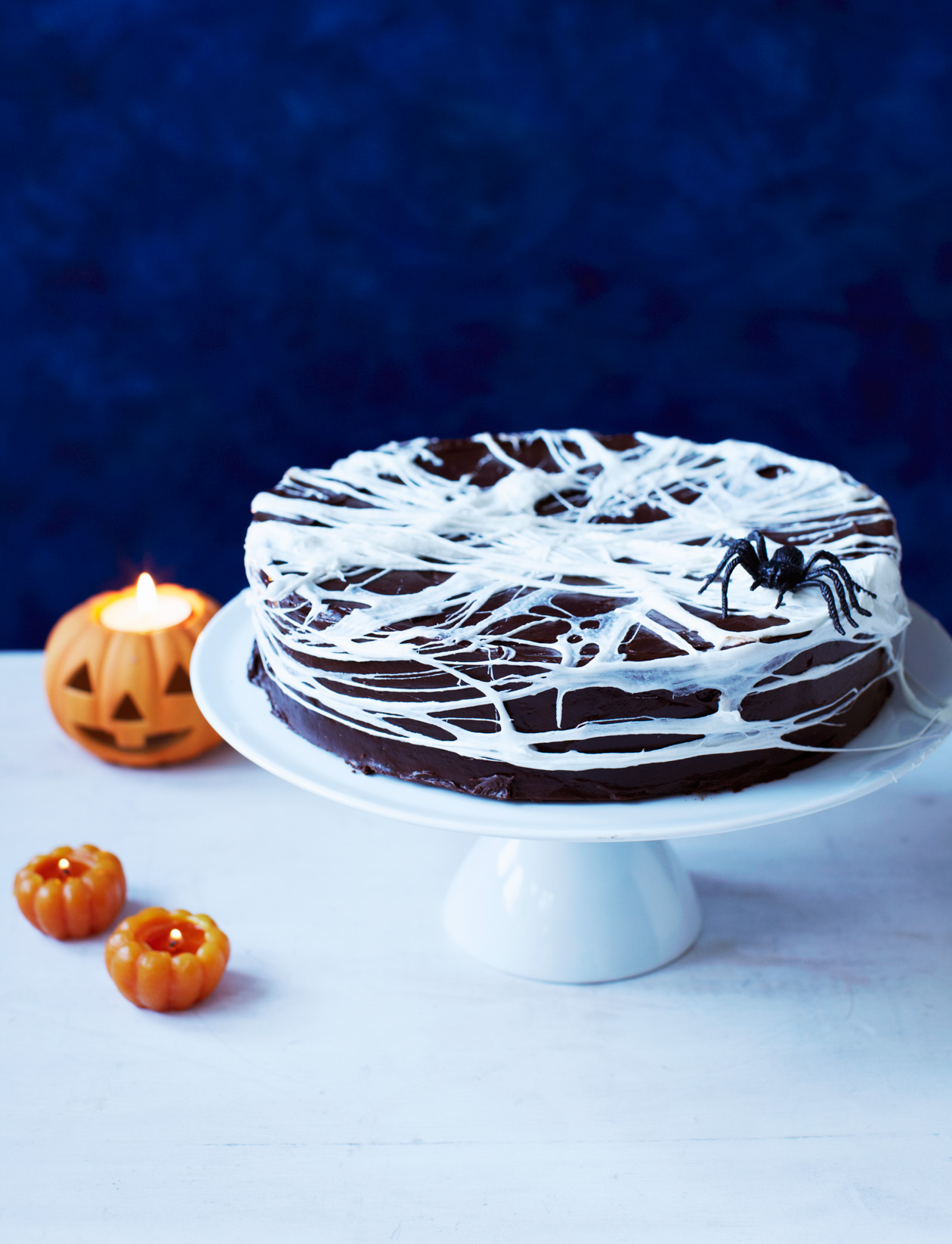 How to decorate your Halloween cake Sainsburys Magazine How to decorate your