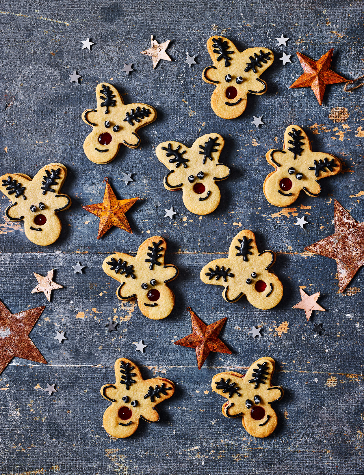 Reindeer 'Jammie Dodgers' recipe | Sainsbury`s Magazine