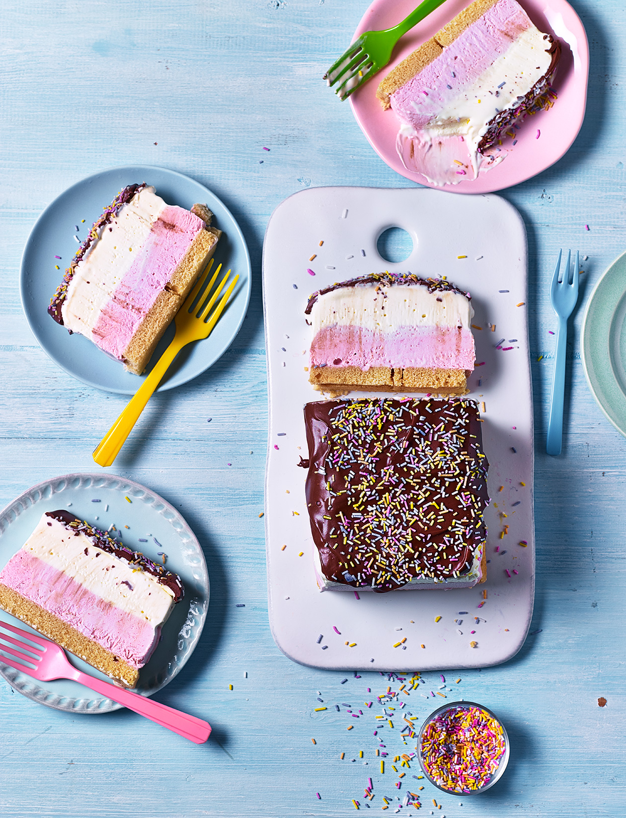 ‘Fab’ ice cream slice recipe | Sainsbury`s Magazine
