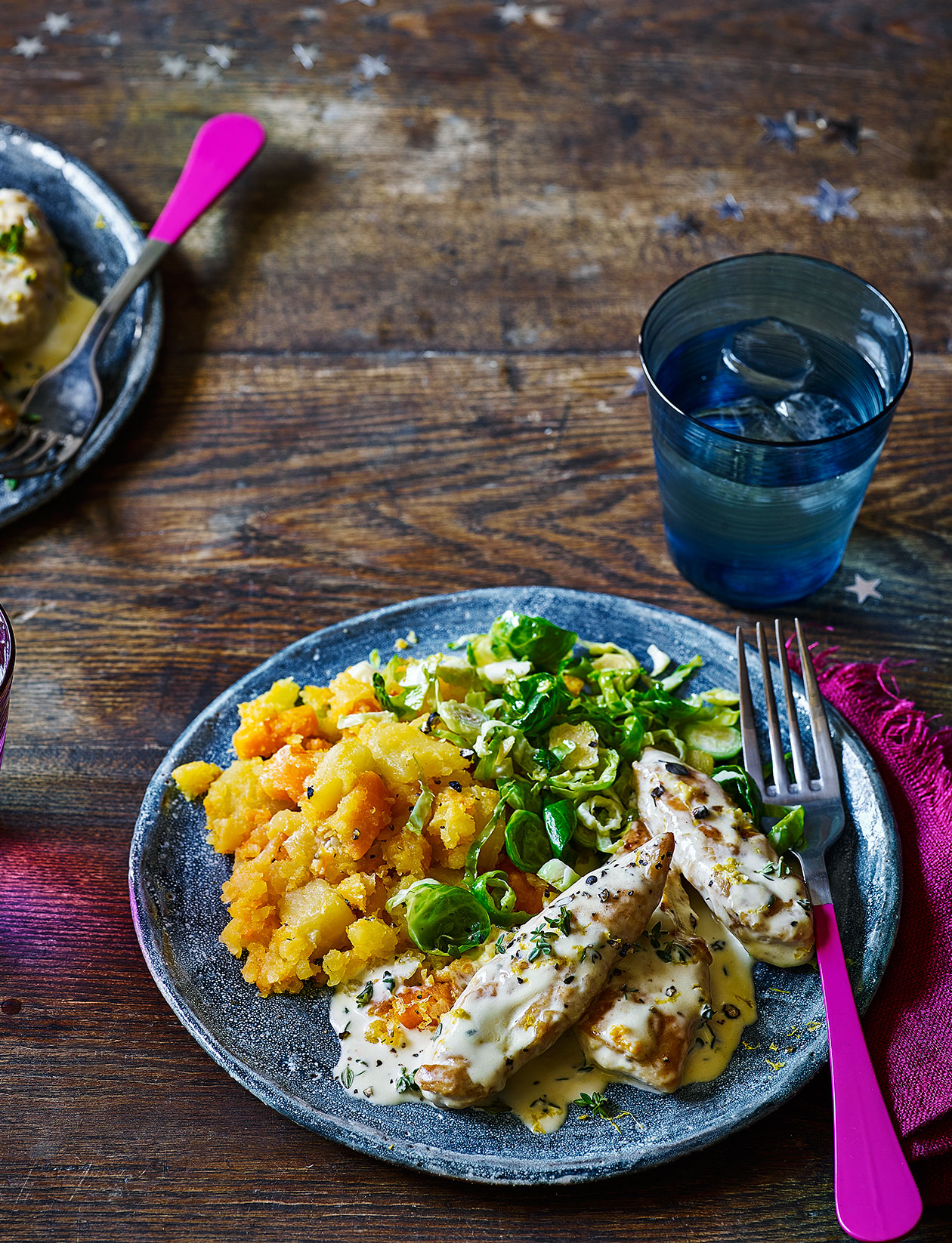 Creamy garlic &amp; thyme chicken recipe | Sainsbury`s Magazine