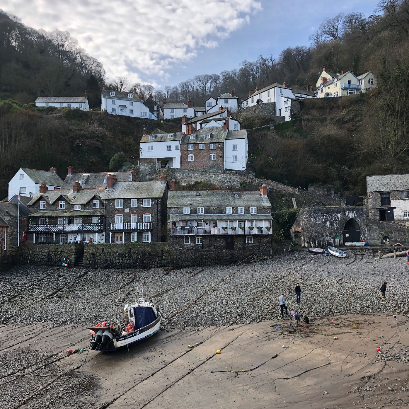 Chalet saunton clearance