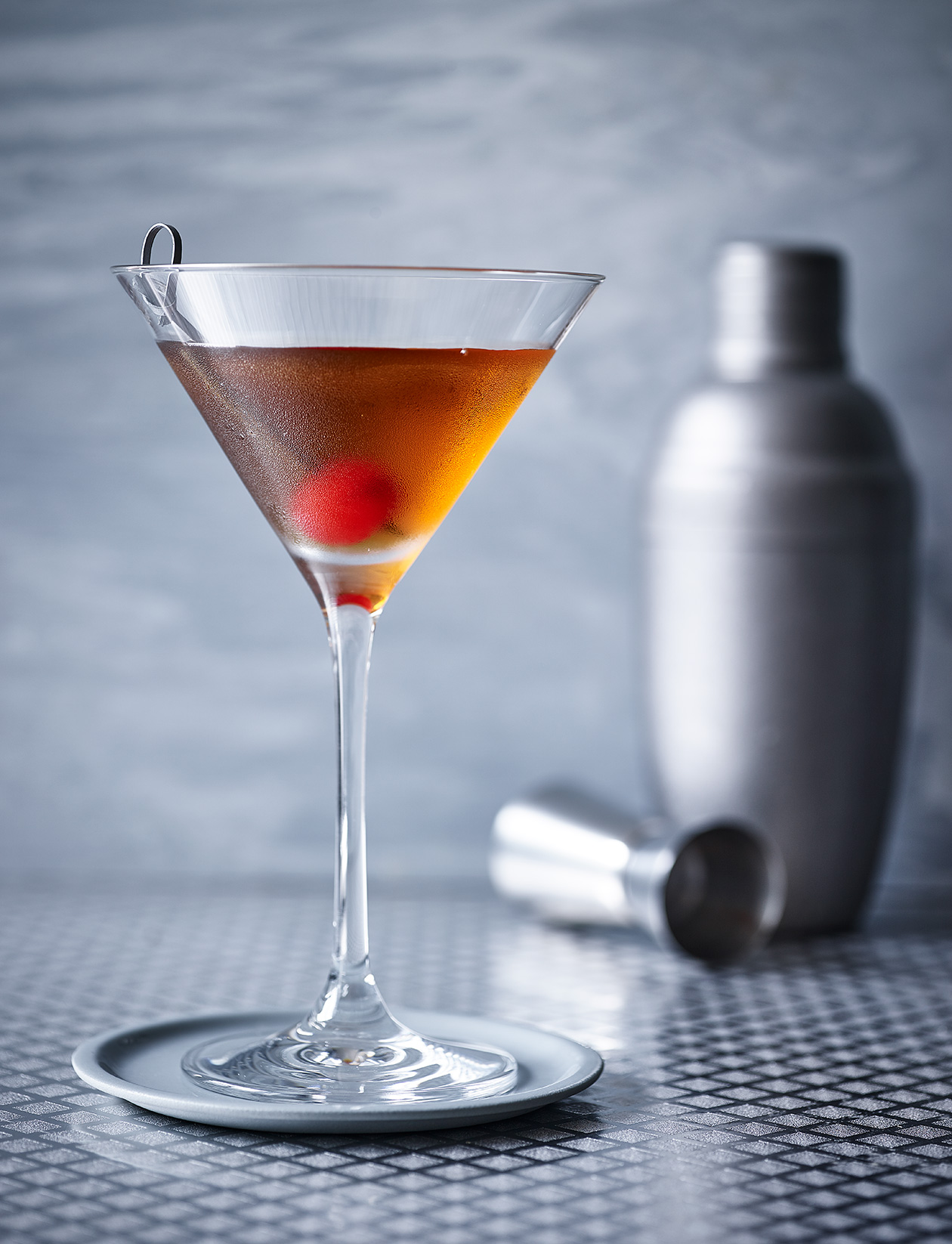 Manhattan cocktail recipe | Sainsbury`s Magazine