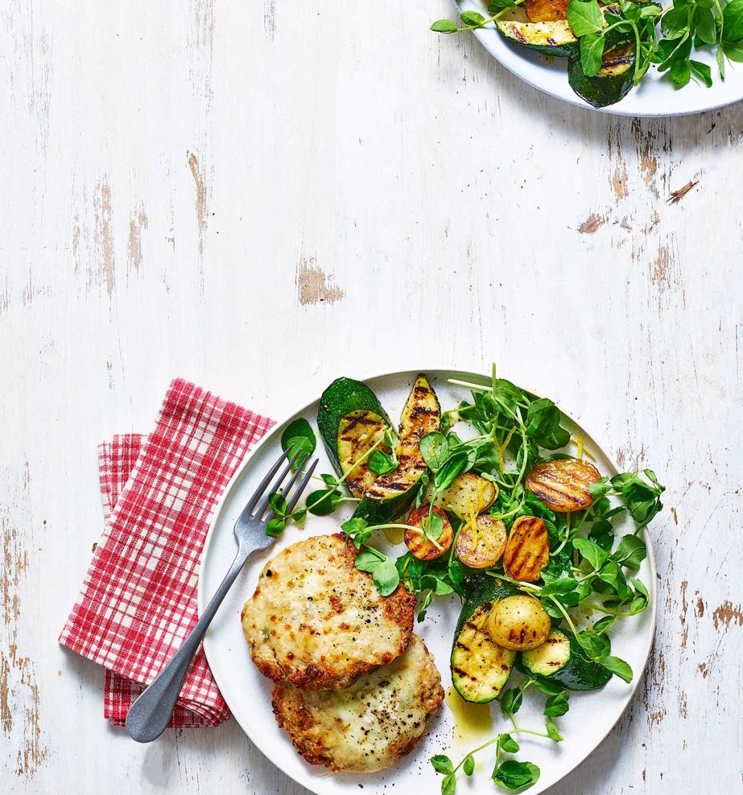Melting mozzarella turkey patties and griddled veg