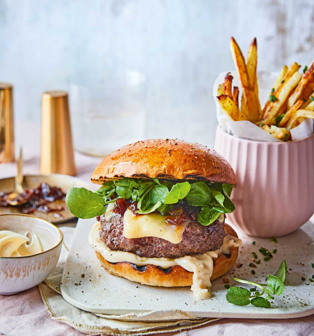 Venison burgers with mustard fries