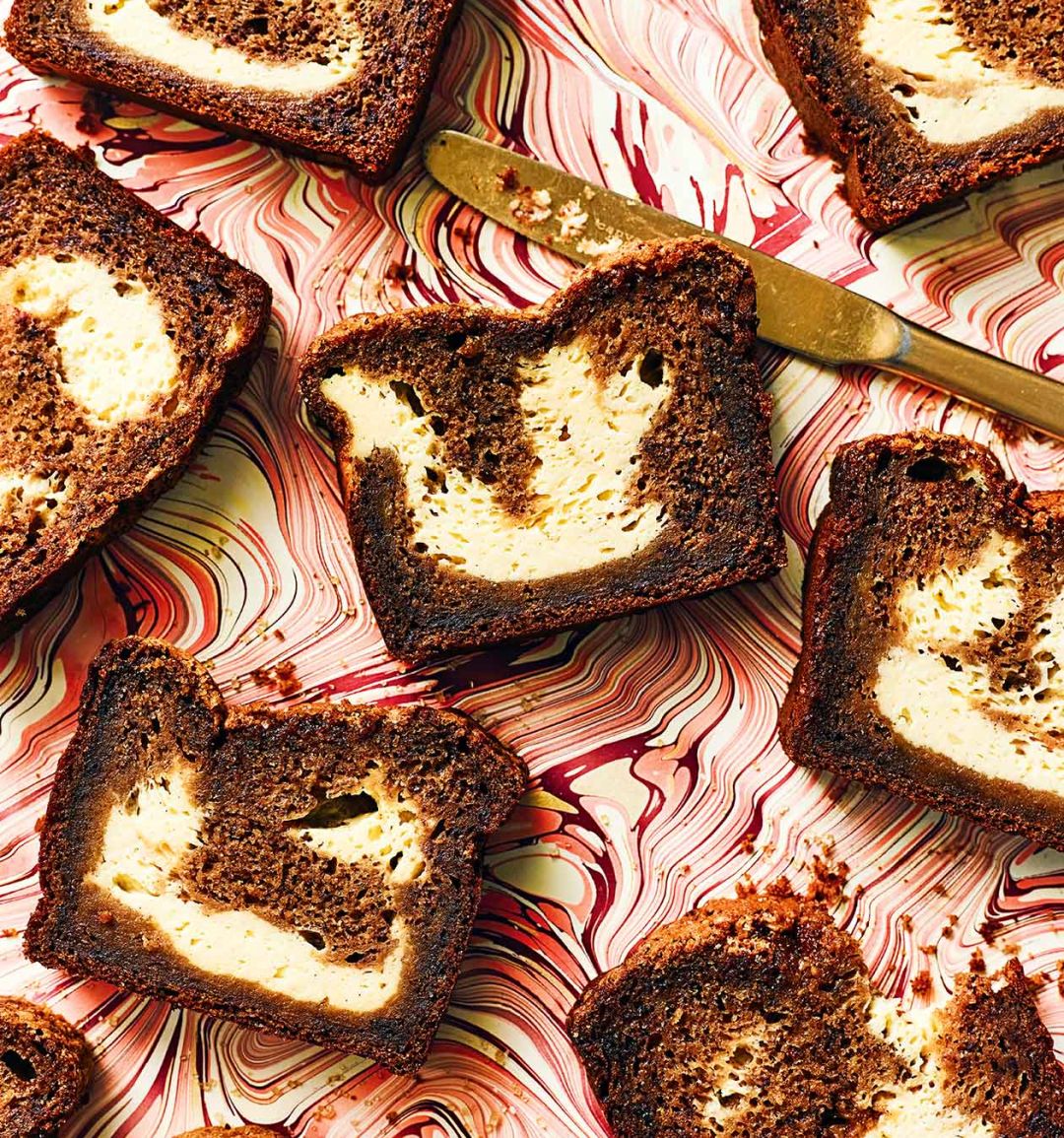 Banana bread cheesecake