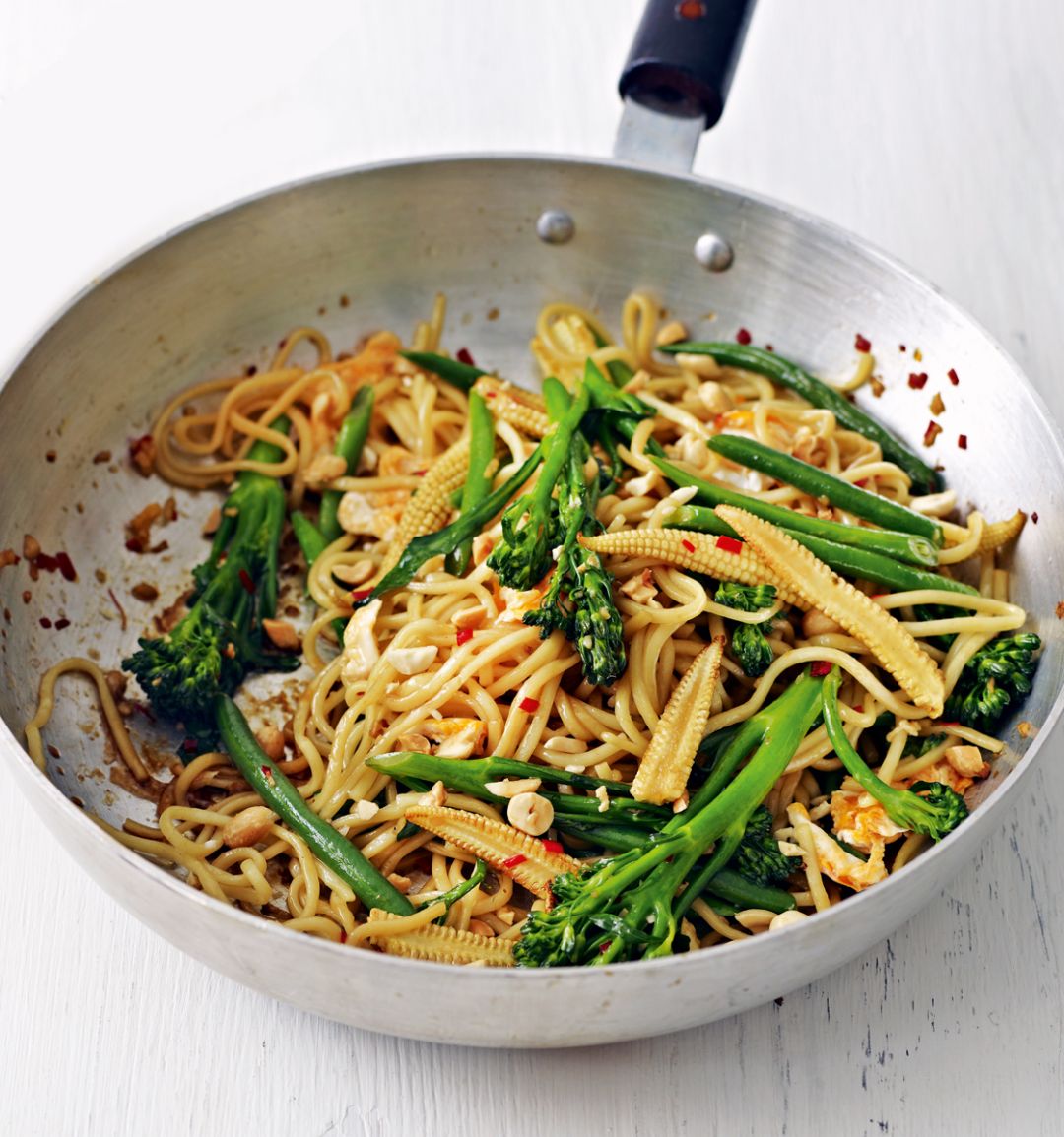 Spicy stir fry noodles