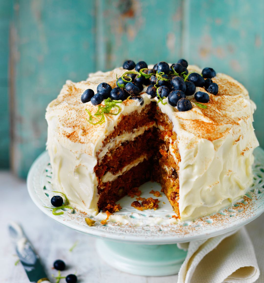 Carrot and pistachio cake