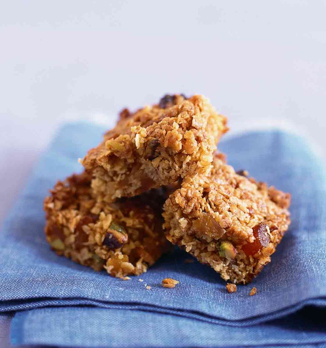Apricot and pistachio flapjacks