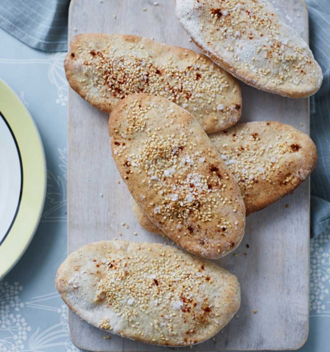 Easy homemade pitta breads 