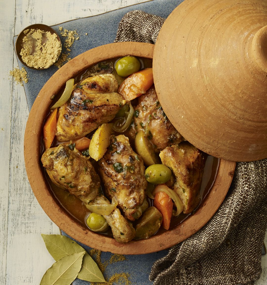 Spiced chicken tagine with preserved lemon and olives 