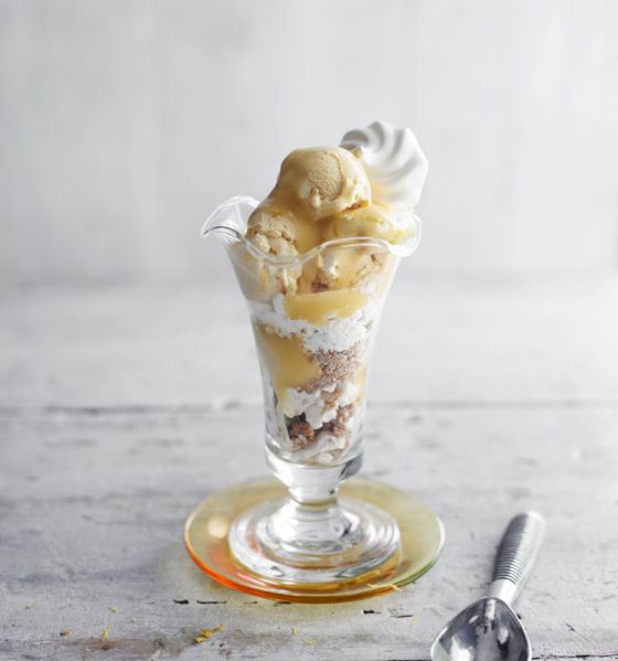 Limoncello meringue ice-cream sundaes