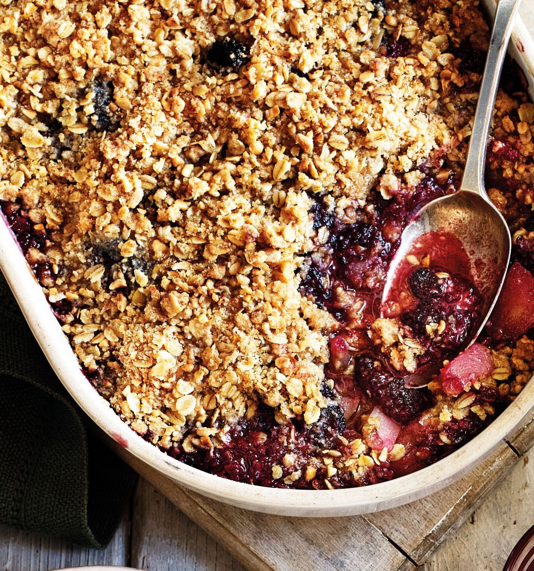 Blackberry, pear and  elderflower crumble