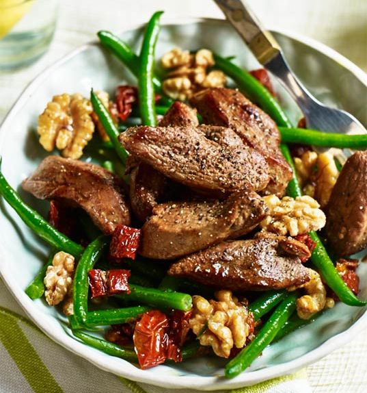 Duck, green beans and walnuts