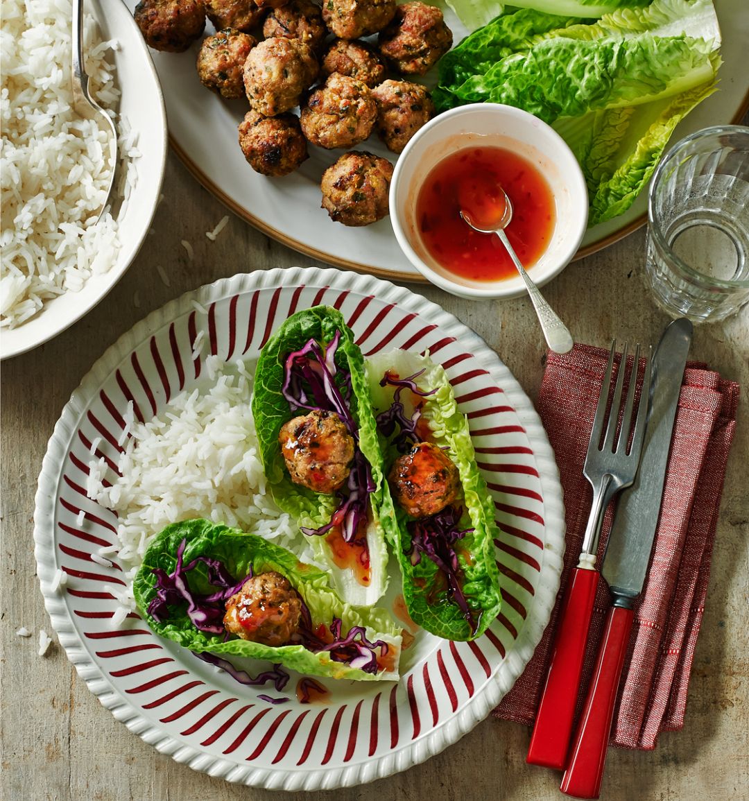 Thai turkey lettuce wraps