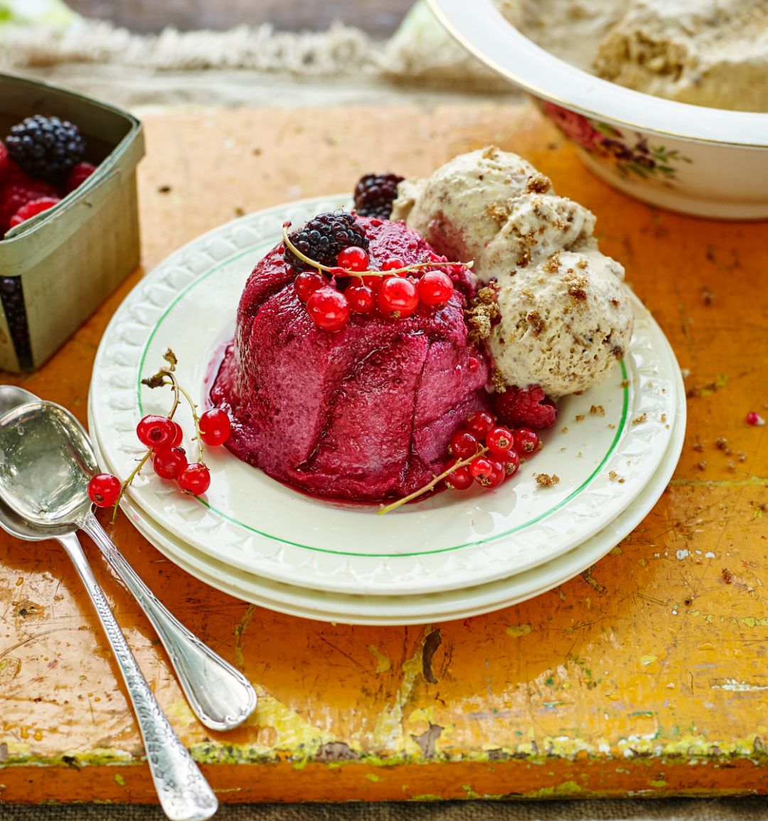 Brown bread ice cream