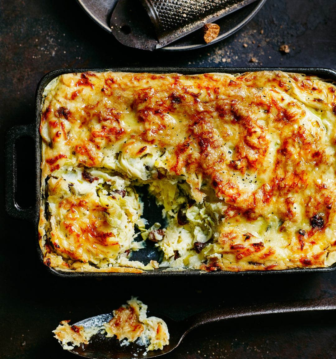 Magnificent mash with leeks and cheese