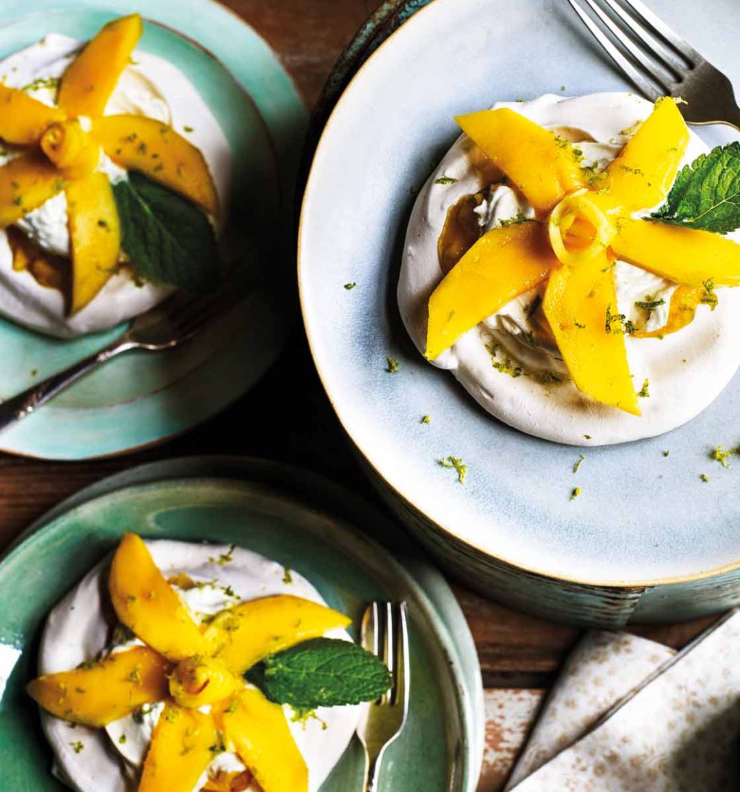 Mango daffodil meringues