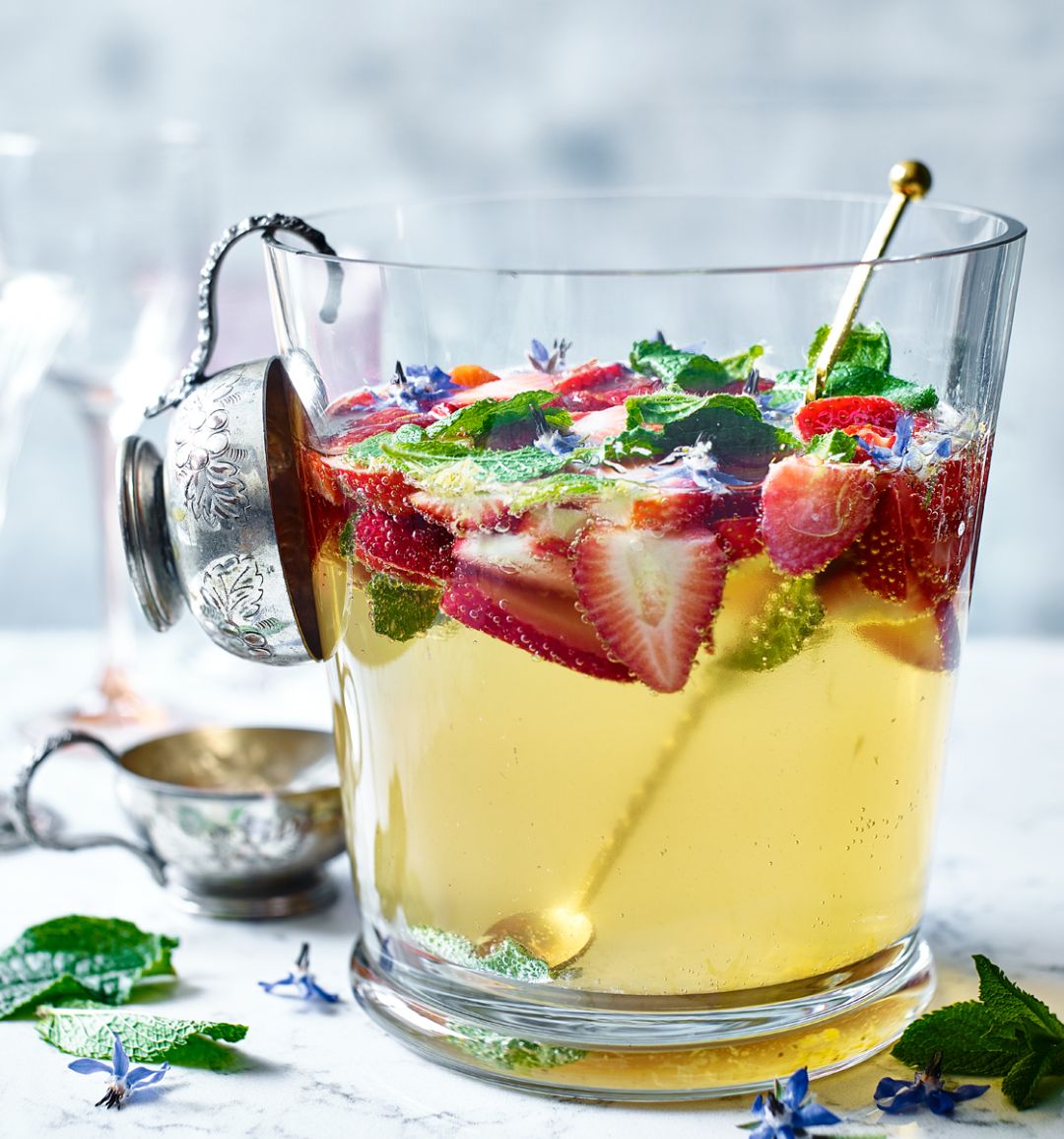 Borage flower and strawberry punch 