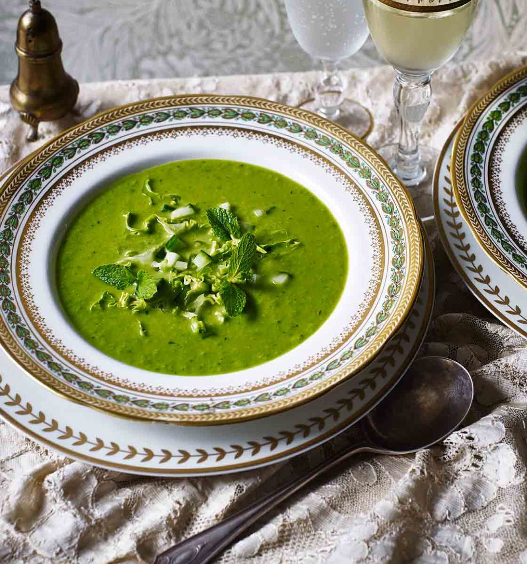 Garden pea soup
