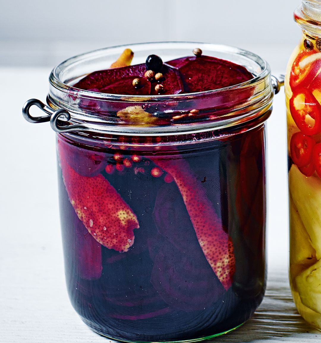 Gin beetroot pickle