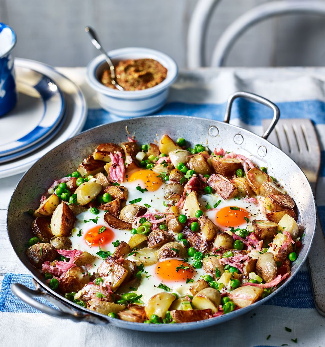 Spring veg and ham hash