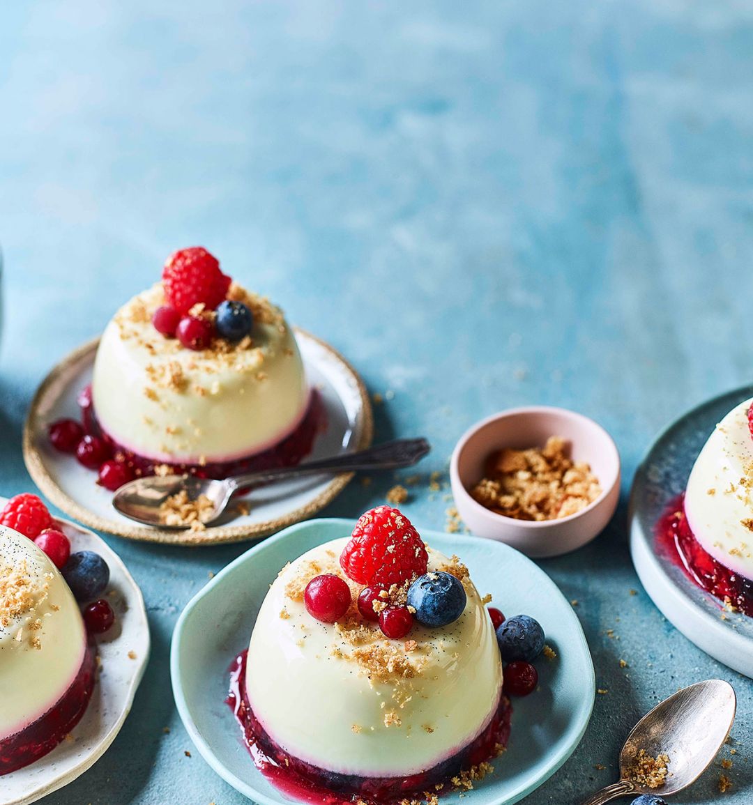 Summer pudding panna cotta