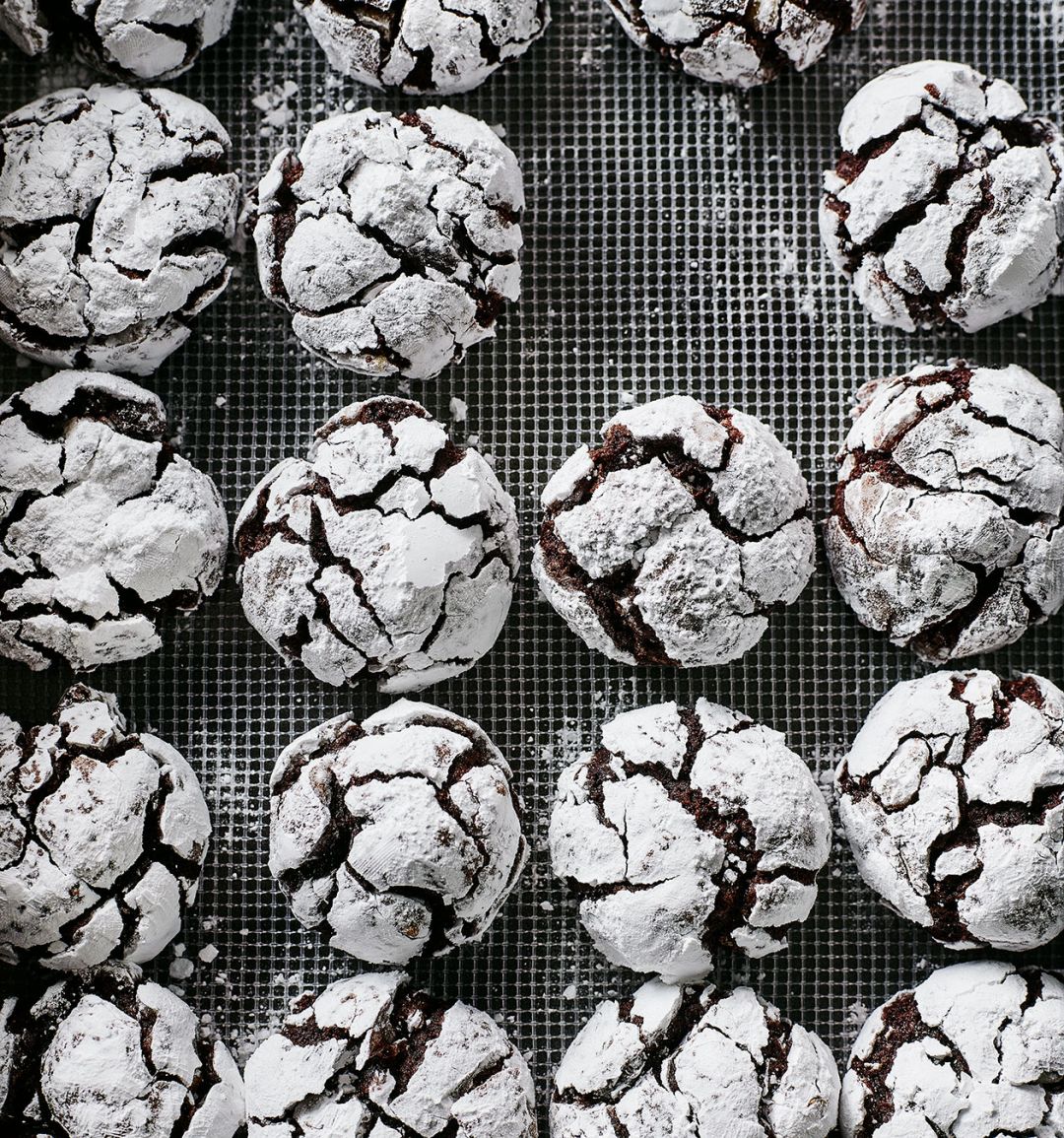 Brownie crinkle cookies 