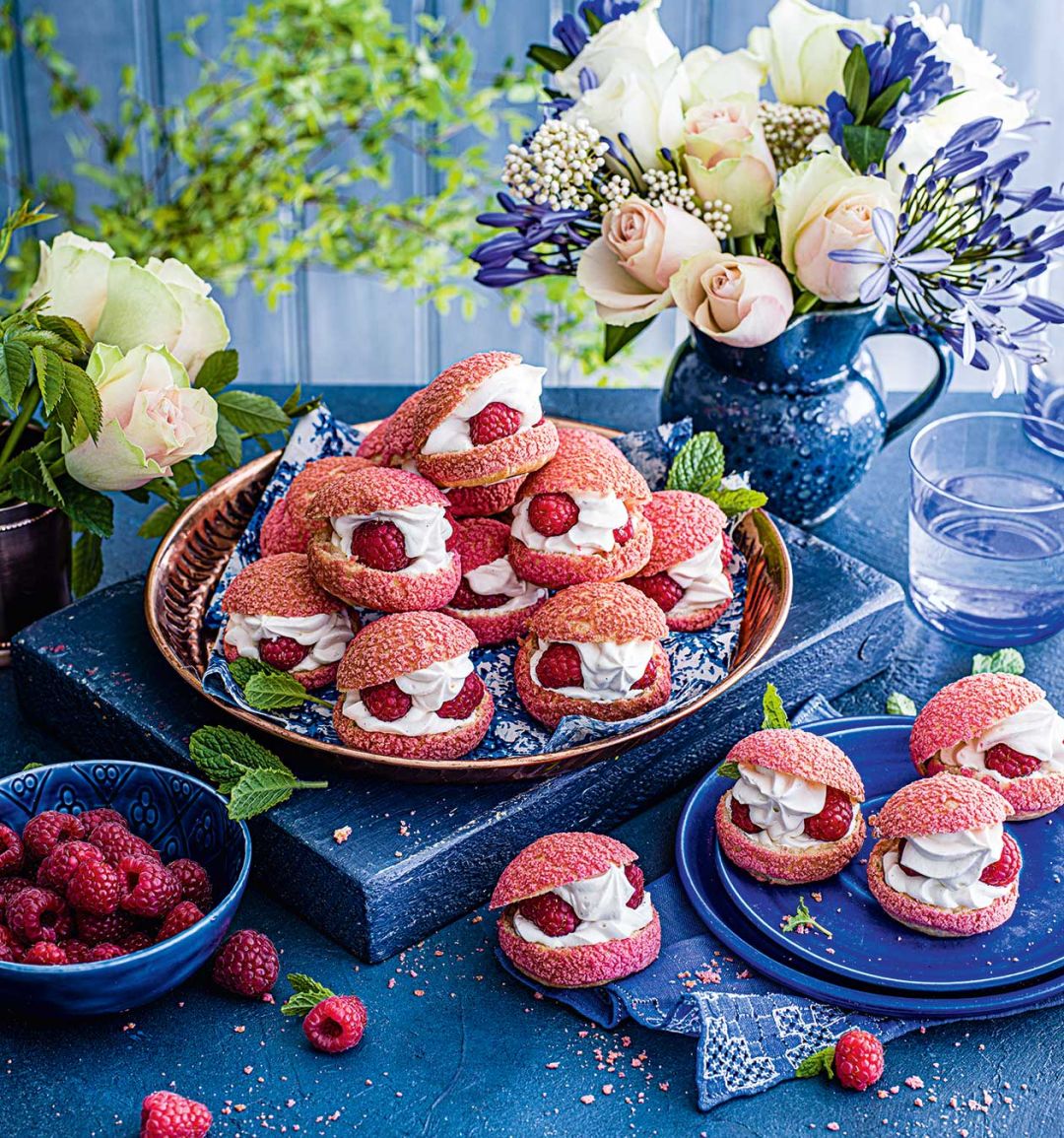 Rose and raspberry choux buns