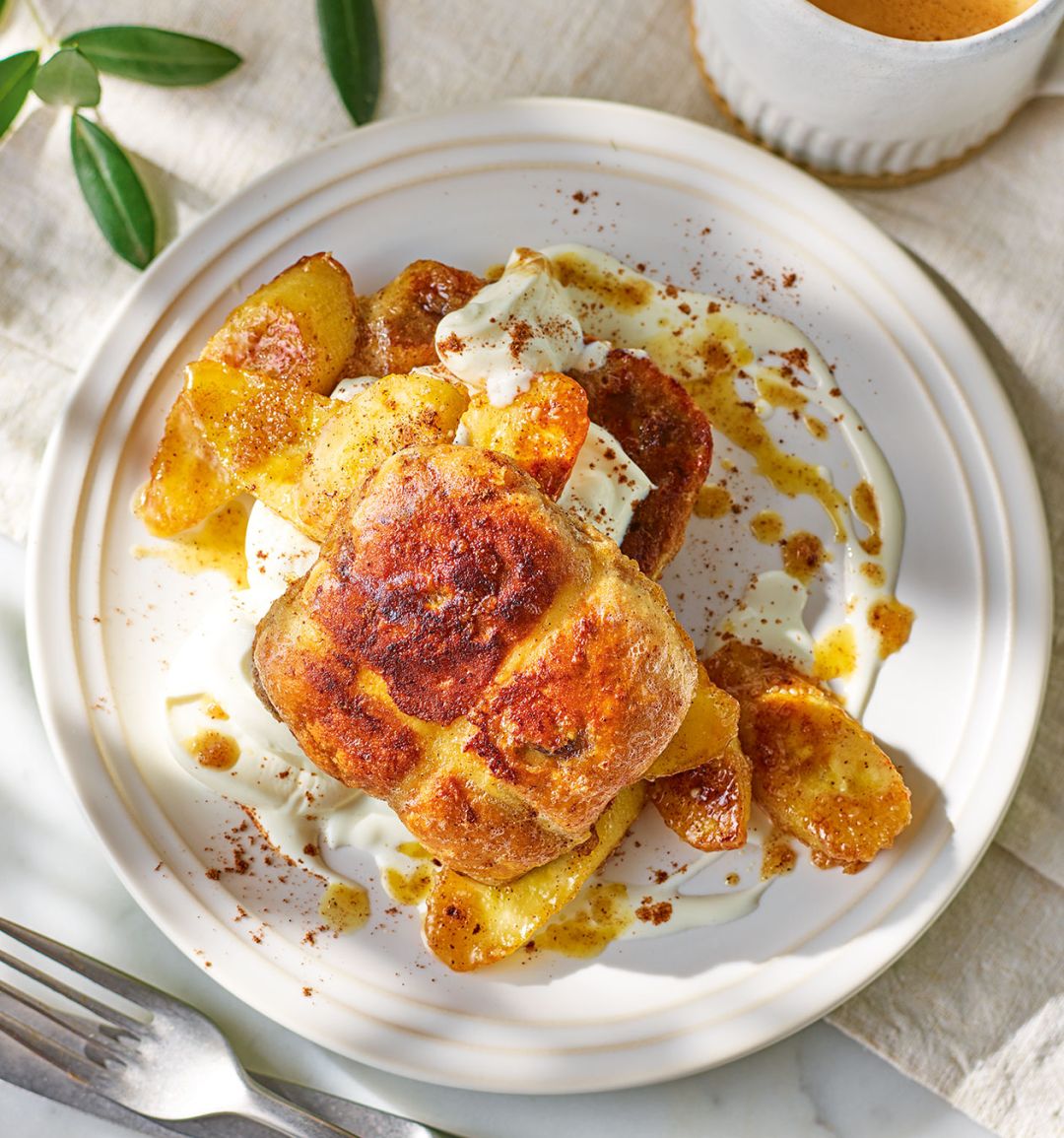 Hot cross bun eggy bread