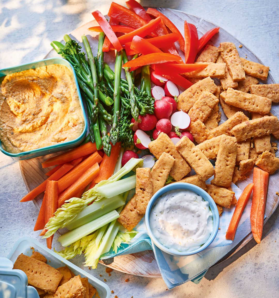 Chilli-cheese biscuit dippers