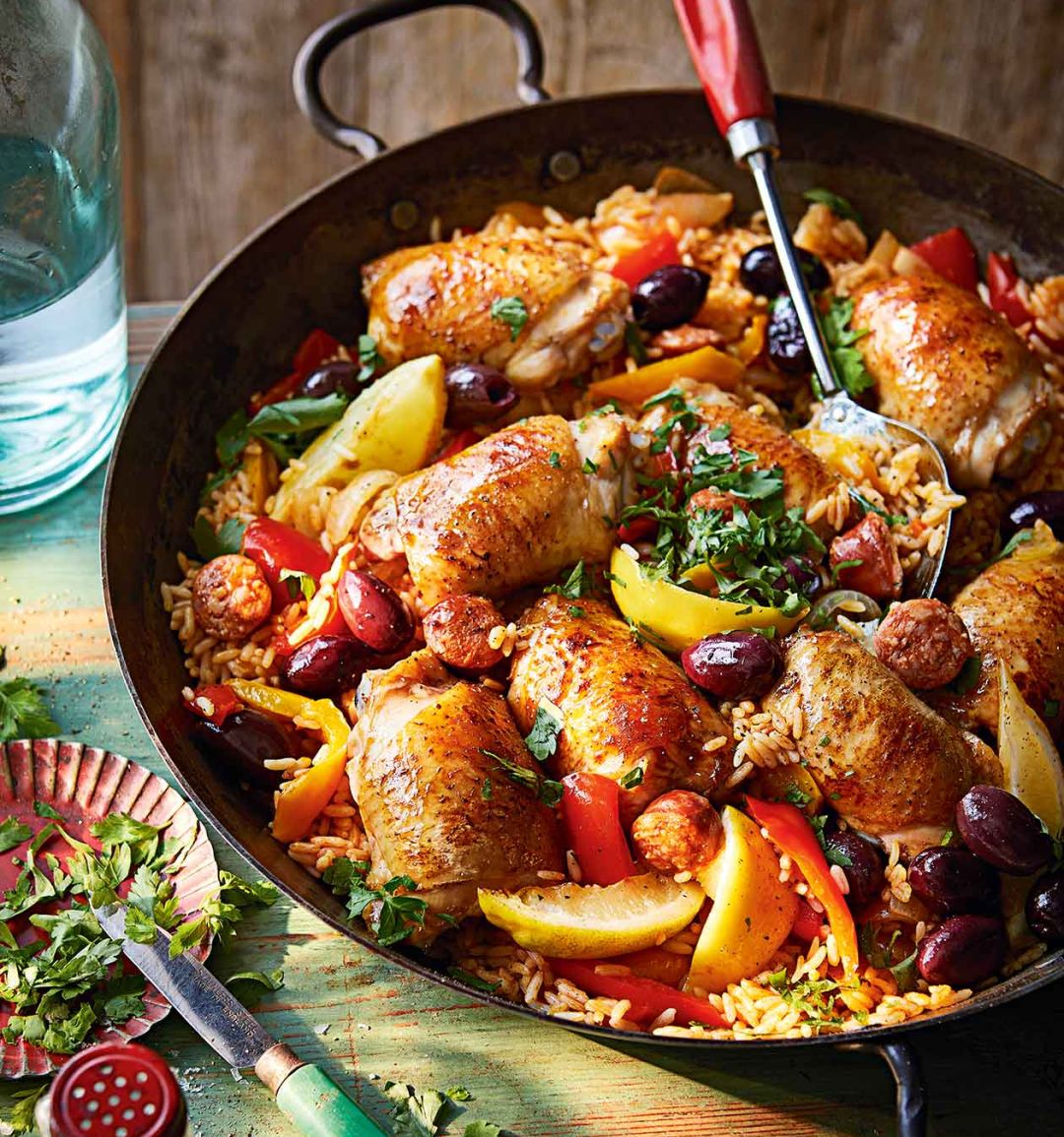 Spanish-style chicken and rice one-pot