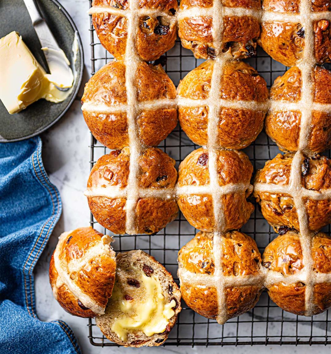 Hot cross buns